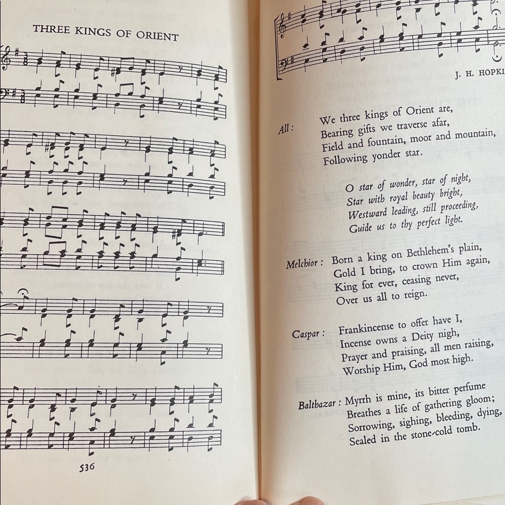 Vintage 1940 1st Edition of The Christmas Companion.  Stories, Poems, Carols - Picture 10 of 15